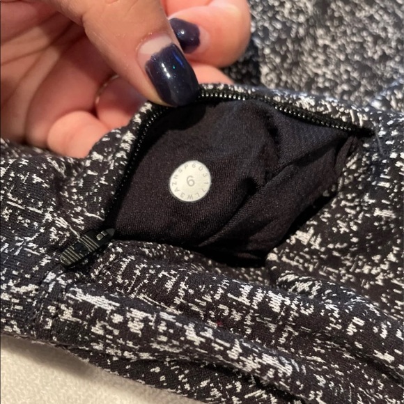 Lululemon extra mile long sleeve - Picture 6 of 10